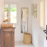 La Petite Cabane, 200m De La Semesterbostad *