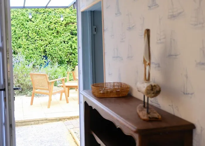 La Petite Cabane, 200m De La Holiday home Petit-Caux